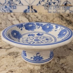 Candy 🍬 dish, blue and white pedestal